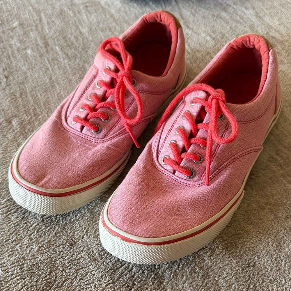 Sperry Gold Cup Authentic Original 2-Eye Boat Shoes – Coral